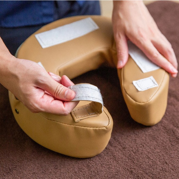 Beauty Garage Face Cradle Cushion. Подголовник для проведения эстетических процедур, 1 шт.