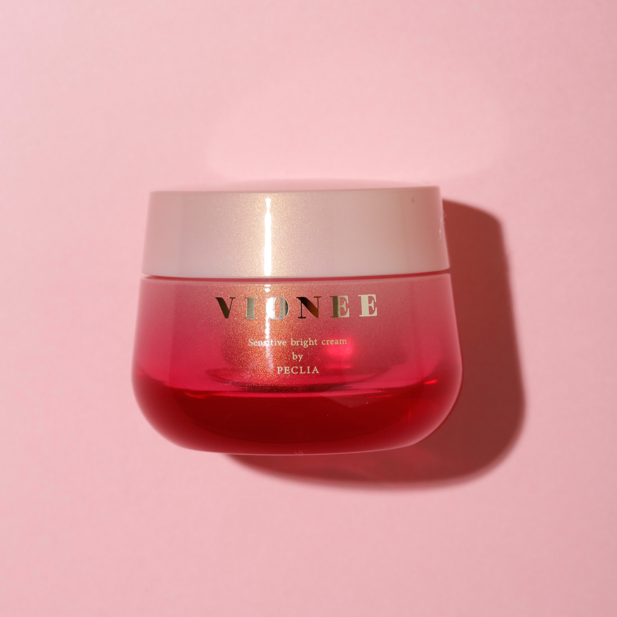 VIONEE Sensitive Bright Cream. Крем, выравнивающий цвет кожи, для чувствительной кожи Виони, 30 г