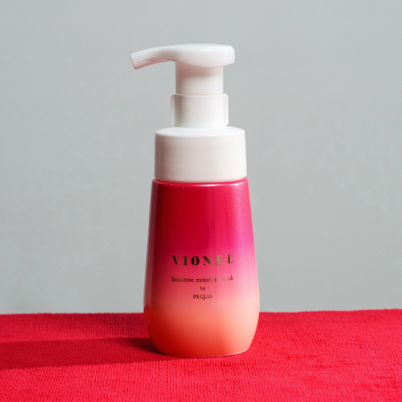 VIONEE Sensitive Moisture Wash. Увлажняющая пенка для чувствительной кожи Виони, 150 мл